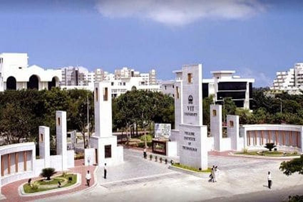 vit university vellore sm.jpg